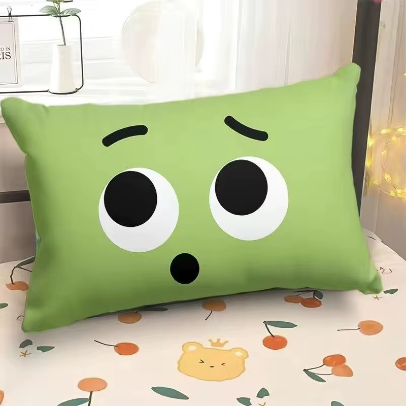 Funny Emoji Pillowcase Rectang - Home Decor Emoji recension och pris