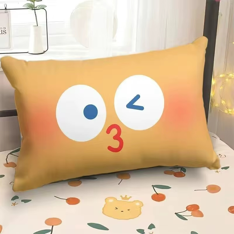Funny Emoji Pillowcase Rectang - Home Decor Emoji recension och pris