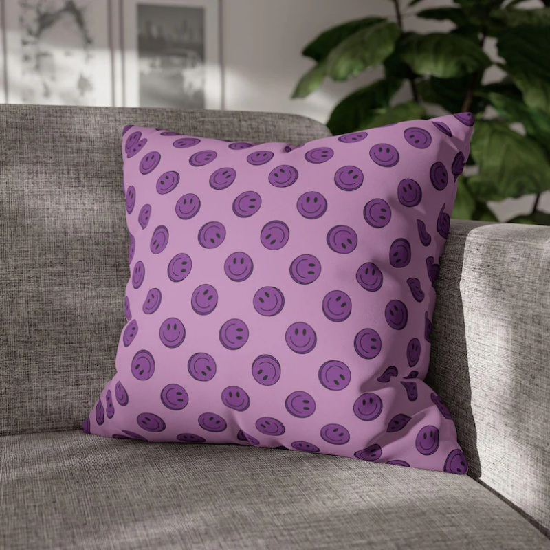 VIKAMA Purple Smile Cushion Co - Home Decor Emoji recension och pris