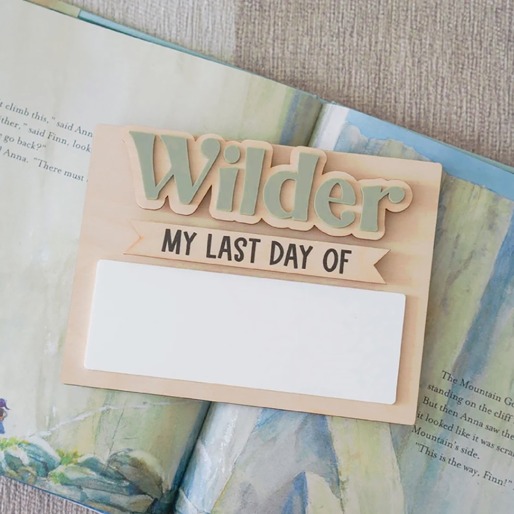 1Pc Custom First and Last Day  - Home Decor Zone recension och pris
